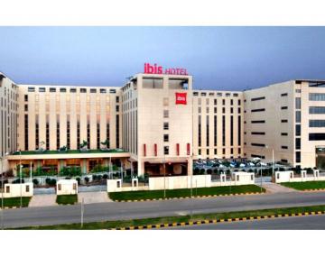 IBIS Commercial Tower